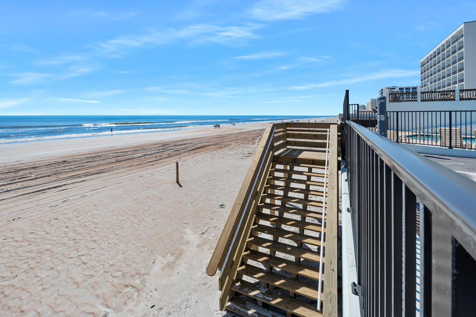 Oceanfront Daytona Beach Condo With Beach Views! Exteriör bild